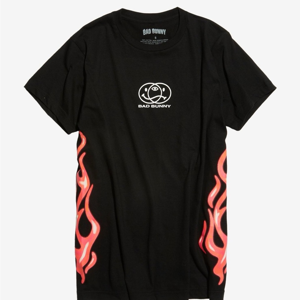 Hot topic bad bunny t-shirt.